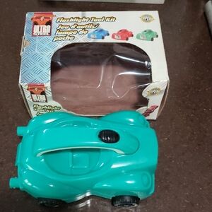 Flashlight Tool Kit - Ultra Steel - Car Shaped - Green UNIQUE! - (34 pc) - New